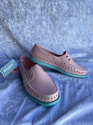 Howard NATIVE Slip On Light Shoes Pink Shell Women Size 8 RARE