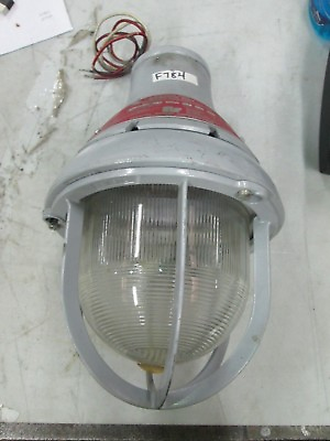 #ad Federal Signal Beacon Ray Strobe Light For Hazardous Duty Model: 27XST 120V New