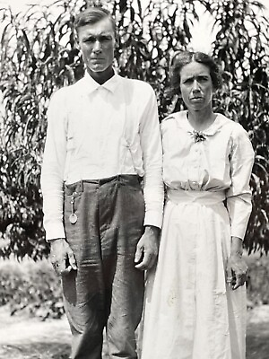 #ad 1B Photo Stoic Looking American Gothic Type Style Photo Portrait Man Woman