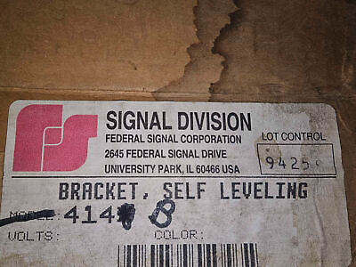 414B Bracket Self Leveling Federal Signal Corp. New