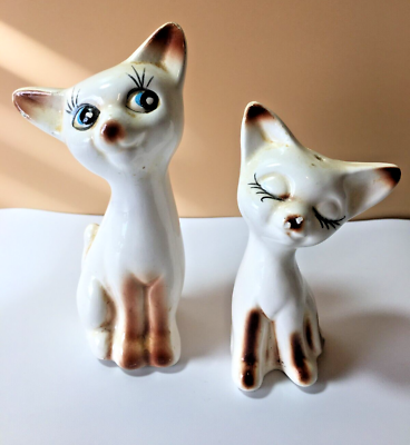 #ad Vintage Siamese Cat Kitten Salt Pepper Shakers Couple Mommy Baby Hand Painted
