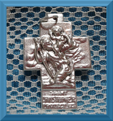 #ad Holy Family St. Saint Christopher Catholic Medal Cross Crucifix 1 1 4quot; ITALY