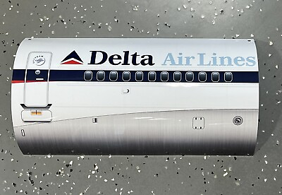 #ad Delta Airlines Luxury Line Boeing DC Mcdonnell Douglas Curved Side Airplane