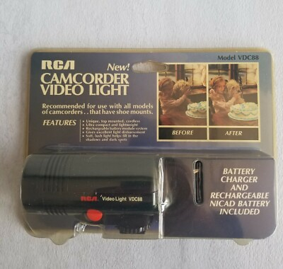 #ad RCA Camcorder Video Light Mount VDC88 Including Rechargeable Battery NEW NOS