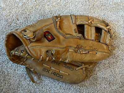 #ad Easton Competitor Series EX1400 Baseball Softball Glove 13 1 2quot; RHT Inscribed