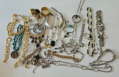 #ad Lot Of Estate Sale Fashion And Vtg Jewlrey Miscellaneous Pieces Brands To...
