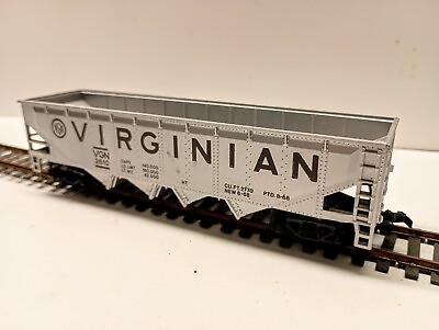 #ad HO Scale Model Train Hopper Car VGN 2610 VIRGINIAN
